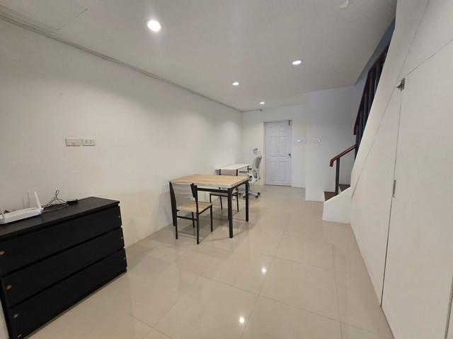 หมู่บ้านงามเจริญ 15 บ้านทาวน์โฮม หนองปลาไหล ใกล้มอเตอร์เวย์ ใกล้โรงเรียนนานาชาติ 2