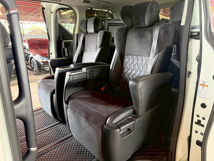 TOYOTA VELLFIRE 2.5 Z-G EDITION ปี2018ไม่เคยชน  รถสวยกริ๊บ พร้อมใช้งาน รูปที่ 12