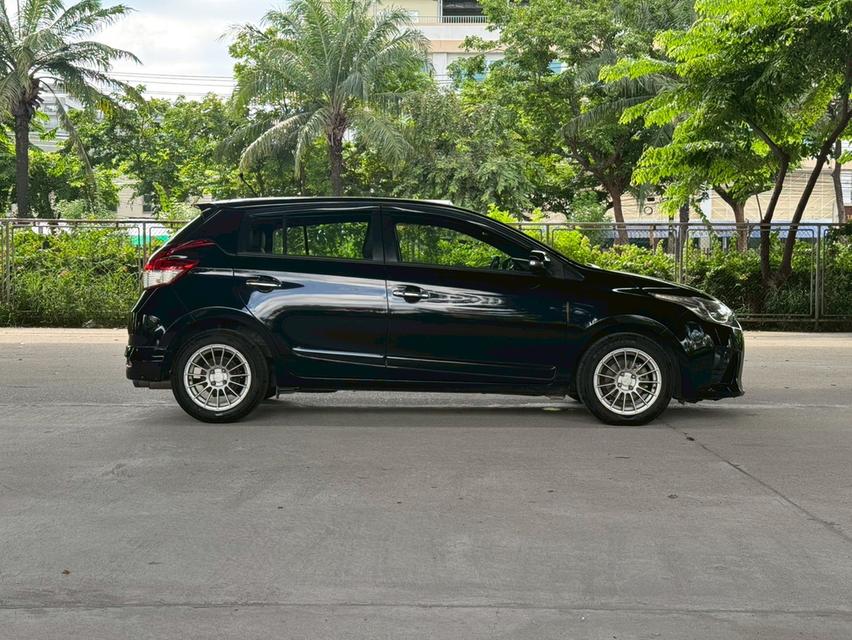 ขายรถ Toyota Yaris 1.2G ปี 2015 สีดำ เกียร์ออโต้ 8