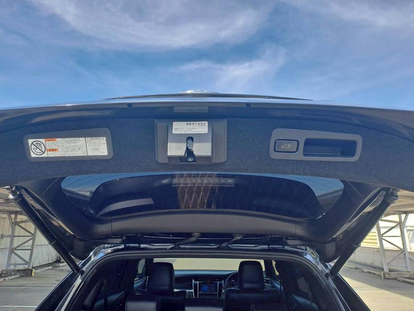 Toyota Harrier 2.0 L Premium เบนซิน ปี2014 ไม่เคยมีอุบัติเหตุ ไม่เคยติดแก๊สประวัติดี เข้าศูนย์ตลอดสีดำ 14