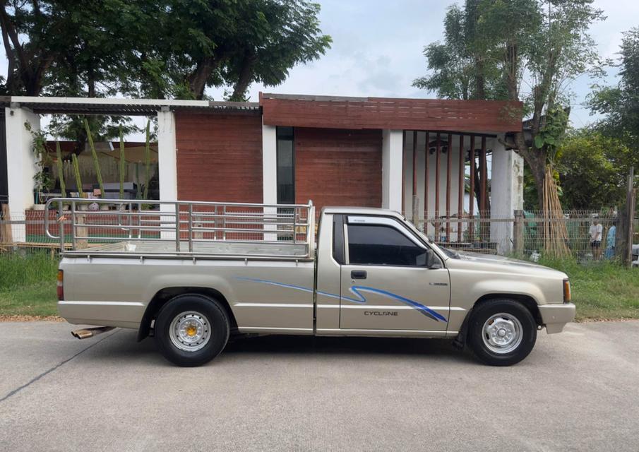 ปล่อยต่อรถยนต์ Mitsubishi L200 Cyclone ขับปกติ 4