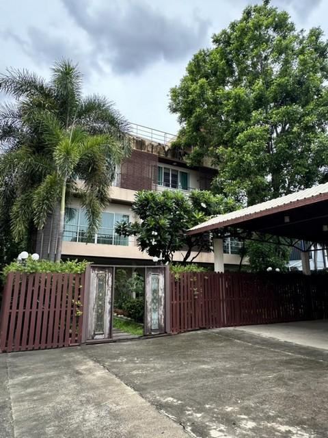 ขายที่ดิน พร้อมสิ่งปลูกสร้าง อาคารสำนักงาน 4 ชั้น บ้านเดี่ยว 3 ชั้น สุขุมวิท 101 ซอยปุณณวิถี 34 11