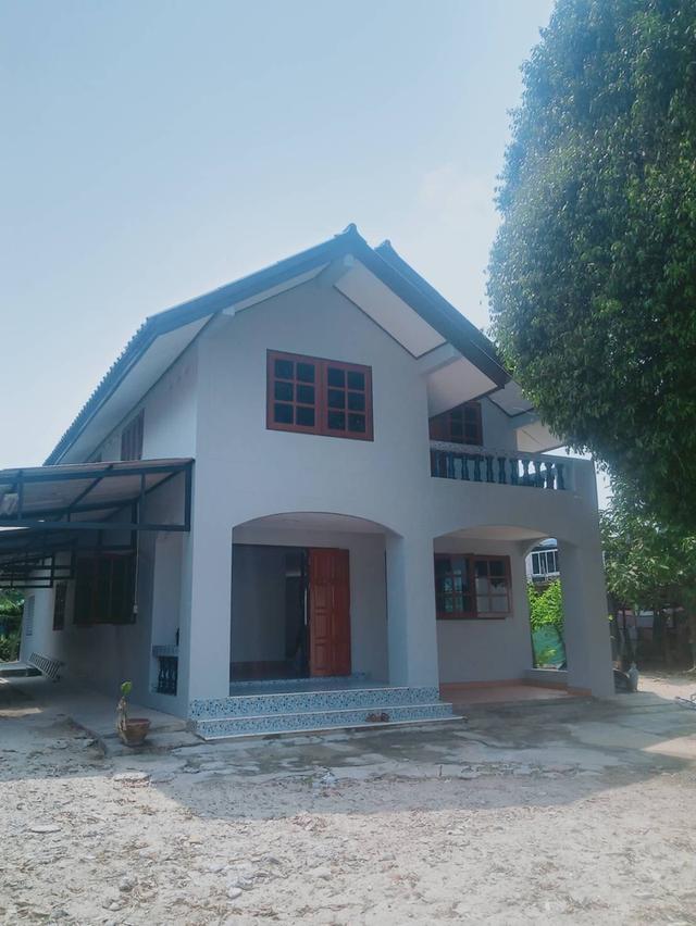 ขายบ้านพร้อมที่ดิน เนื้อที่ครึ่งไร่กับ 40 ตารงวา 1