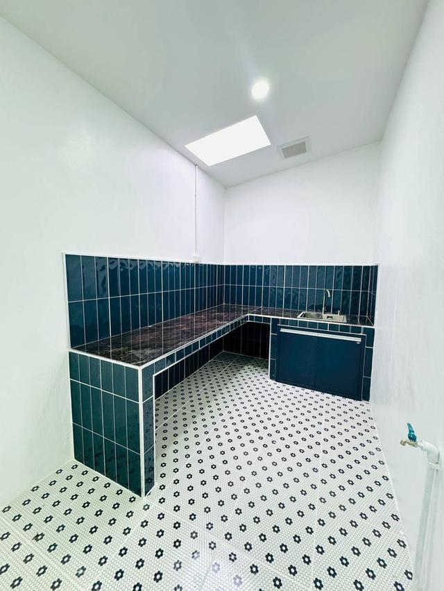 หมู่บ้านนิวเวิลด์วิลล์ 14