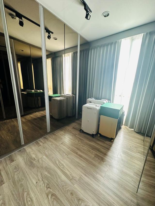 ขายคอนโด The Unique 10 ซ. ลาดพร้าว 10 Penthouse ชั้น 8 ห้องเดียวในโครงการ พร้อมเข้าอยู่ ใกล้ MRT ลาดพร้าว 6