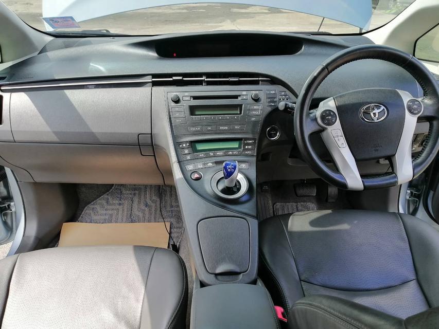 ปี12 Toyota Prius แบตไฮบริดเปลี่ยนมาแล้ว รถเข้าศูนย์ตลอด 5