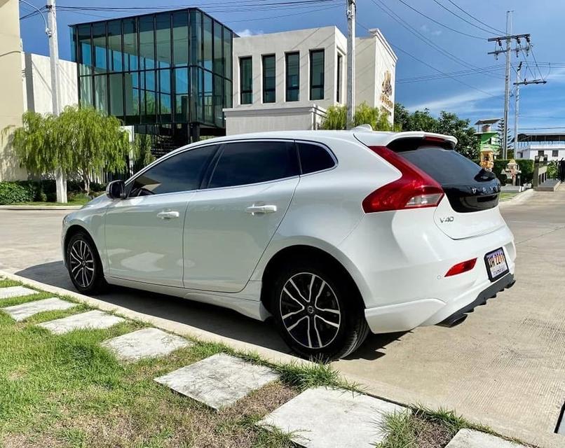 ปล่อยขาย Volvo V40 5