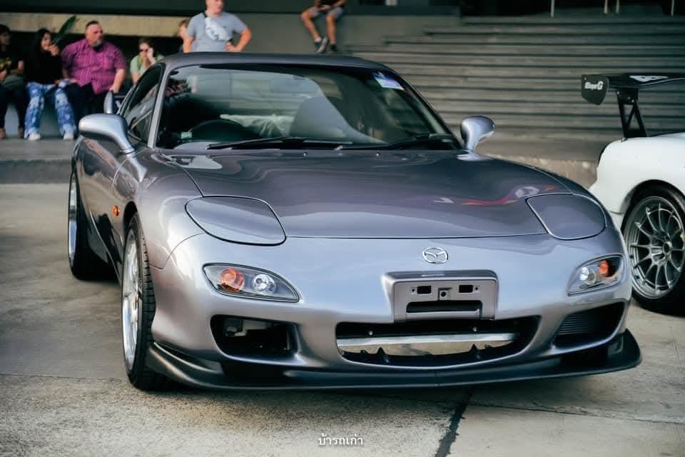 Mazda RX 7 สีเทา 3