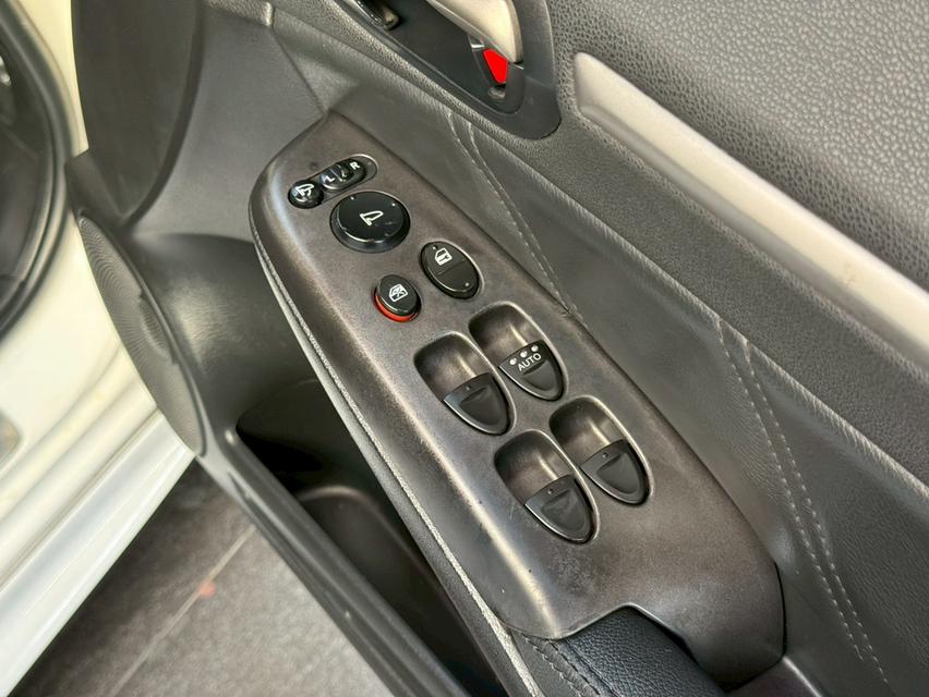 HONDA CIVIC FD 1.8 E i-VTEC ปี2010 ออพชั่นแน่นเต็มคัน  พร้อมใช้งา 12