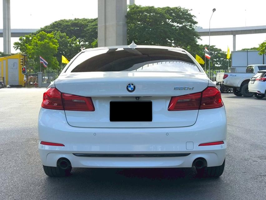 รถเข้าใหม่! BMW 520d Sport ปี 2017 (จด 2018) สีขาว 6