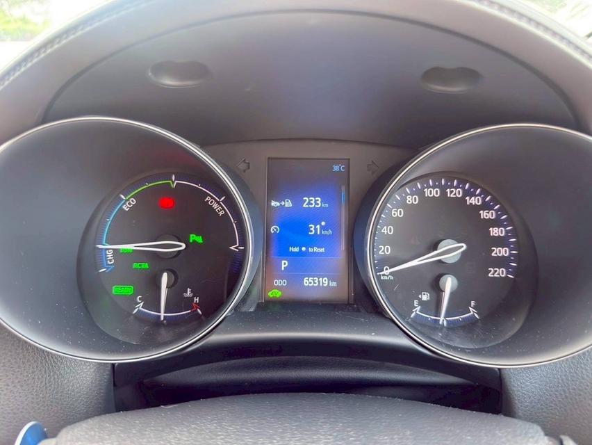 Toyota C-HR Hybrid ปี 2018 Wagon 4dr HV HI TOP CVT FWD top 1.8 (Hybrid) สีเทา ออโต้ รูปที่ 15