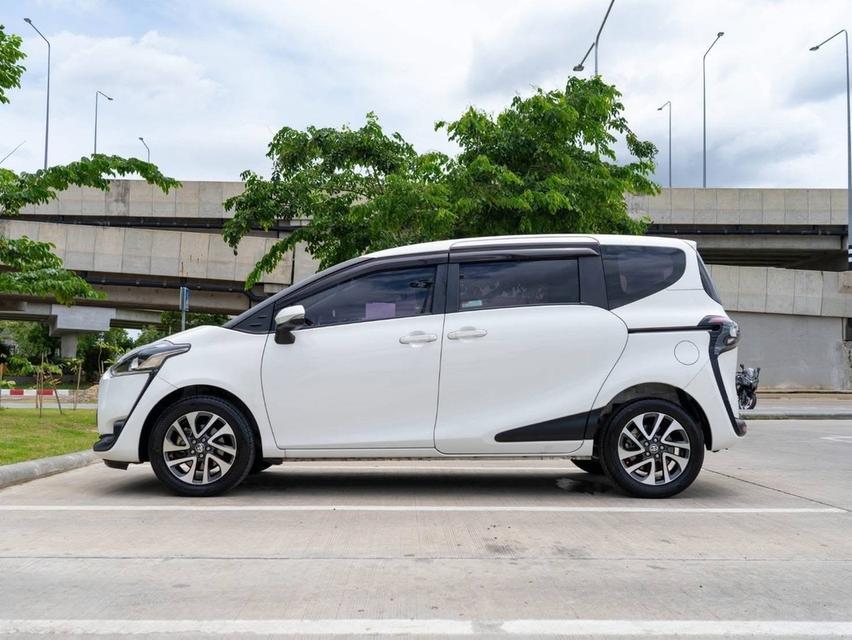 TOYOTA SIENTA 1.5V ปี 2017 สภาพสวยมาก 3