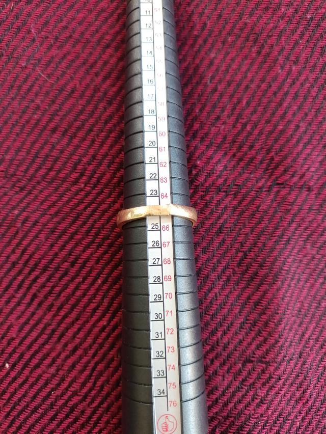 แหวนพระพุทธชินราช ลงยาสีเหลือง ไม่ทราบปี สภาพสวย รูปที่ 3