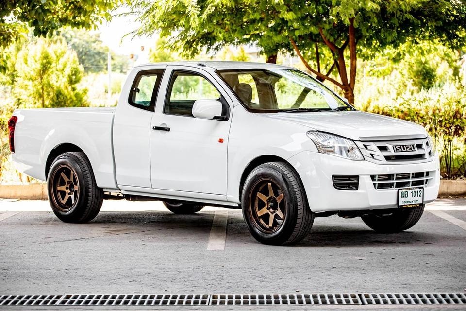 Isuzu D-Max Space Cab 2.5 ดีเซล ปี 2013 สีขาวเกียร์ธรรดา  4