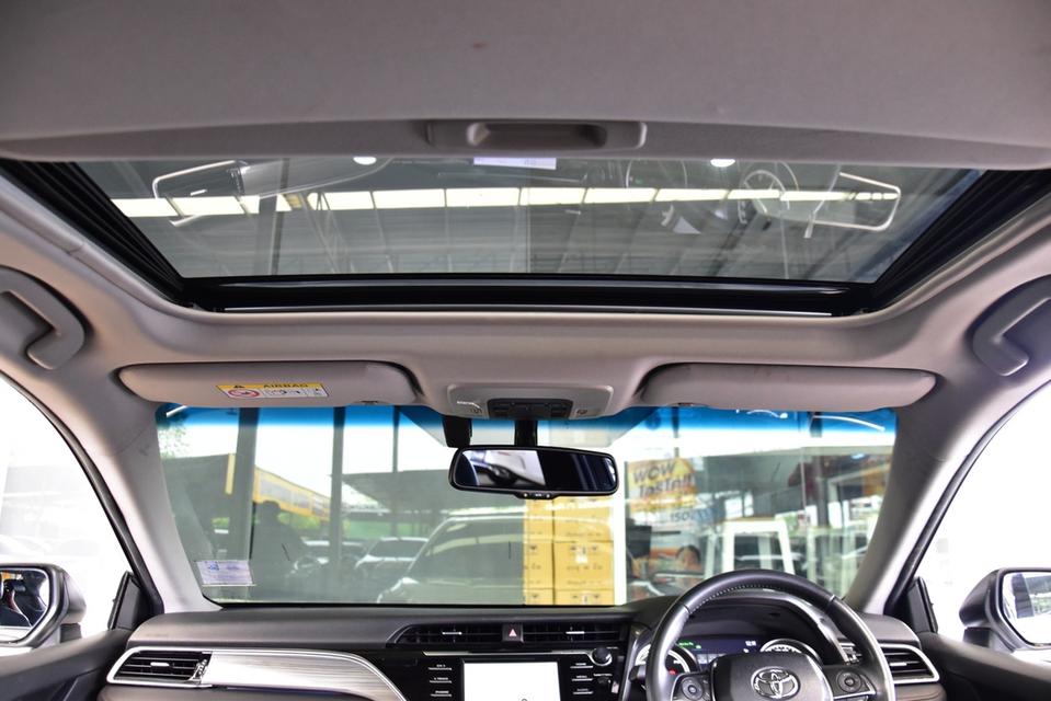 รหัสรถ TKG8708 TOYOTA CAMRY 2.5 HYBRID ปี 2021 7
