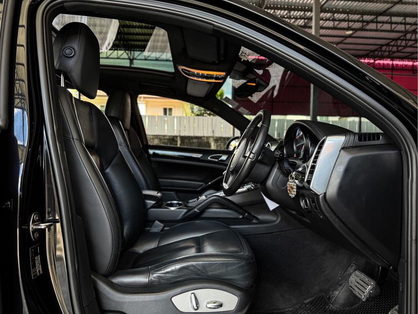 2010 จดทะเบียน 2011 PORSCHE CAYENNE S​, 3.0 HYBRID 8