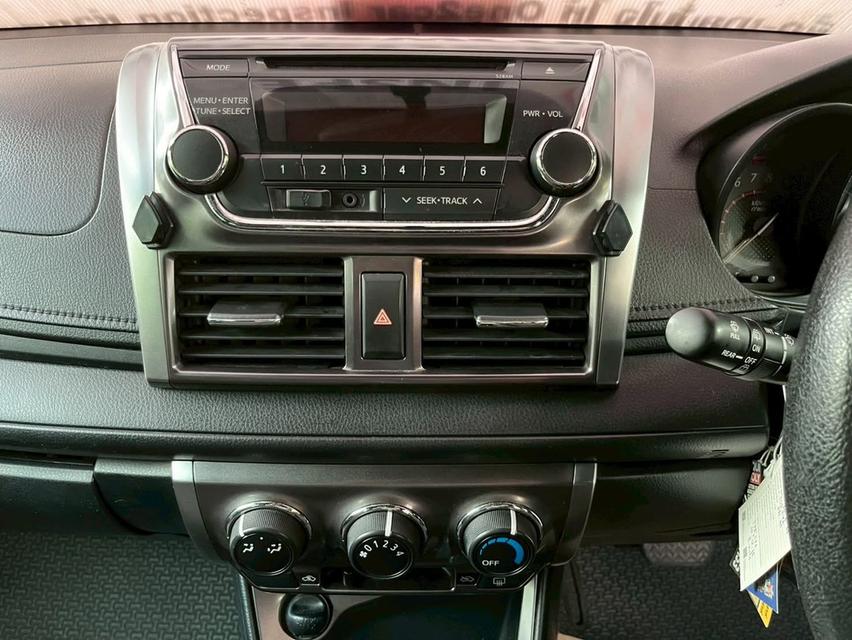 ไก่รถสวยคัดเกรดAคะ ราคาพิเศษขายเพียง239,000บาท รถToyota YARIS ตัว E เครื่อง1.2cc. ปี2014 ไมล์แท้ 176,xxx กม. เครื่องเบนซิน เกียร์AUTO 6