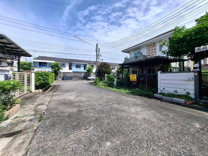 ขายบ้านแฝด 2 ชั้น หลังมุม หมู่บ้านธาราวิลล์ รังสิต คลอง 5 2