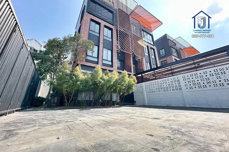 ขายบ้านแฝด 4 ชั้น บริทลอฟท์ Britloft ซอยลาดปลาเค้า 34 ซอยประเสริฐมนูกิจ15  ใกล้BTS มหาวิทยาลัยเกษตรศาสตร์ 4