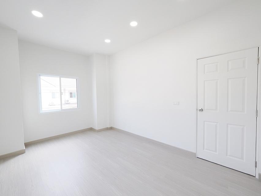 ทาวน์เฮ้าส์ 2 ชั้น ม.ณรุจา [กาญจนาภิเษก - พระราม5] บ้านเลขที่ 90/30 17