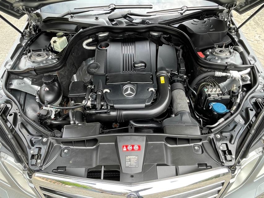 MERCEDES BENZ E250 1.8 CGI BlueEFFICIENCY Avantgarde โฉมW212 ปี 2011 มือเดียวไมล์น้อย 15