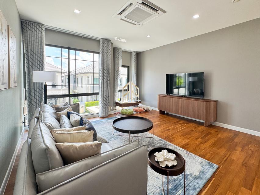Luxury House For Rent Grand Bangkok Boulevard Krungthepkreetha 9