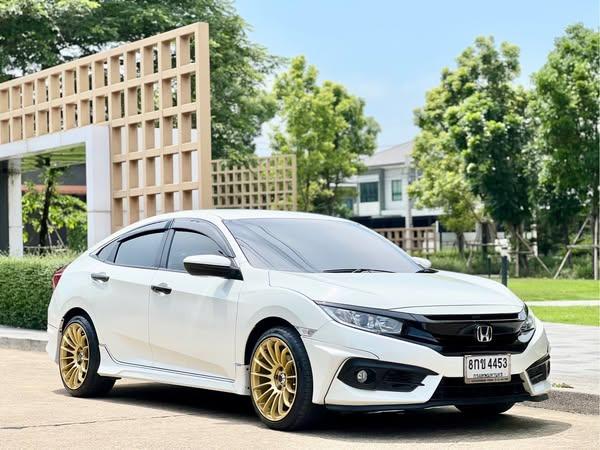 Honda Civic FC 1.8E ปี 2018  ผู้หญิงใช้ 86,700km