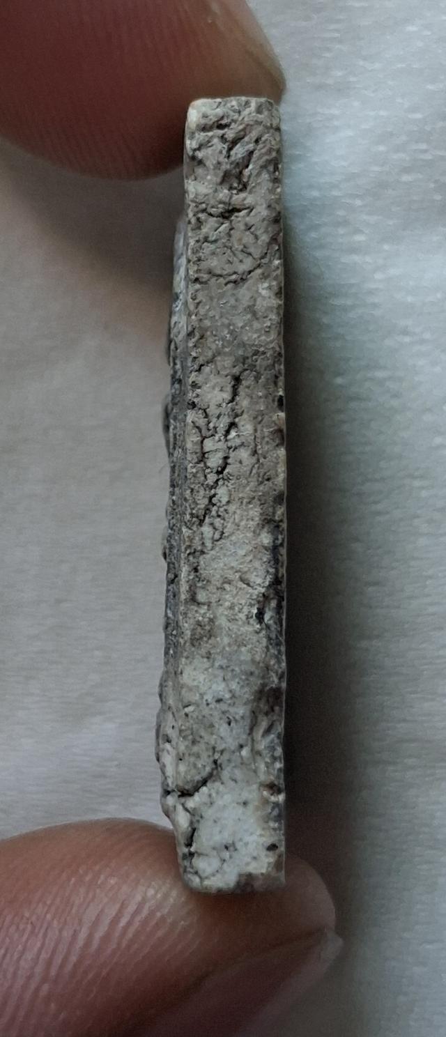 พระสมเด็จพิมพ์ฐานแซมกรุเก่า 6