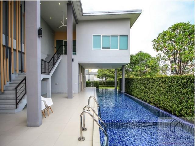 ให้เช่าทาวน์โฮม 3 ชั้น 176 ตร.ม. The Rich Biz Home สุขุมวิท 105 ใกล้ MRT ศรีลาซาล 3