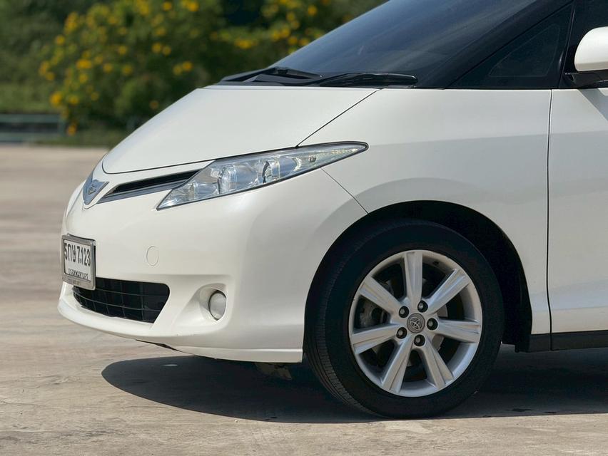 TOYOTA ESTIMA 2.4 wagon. Y2011. สีขาว  ออโต้  5