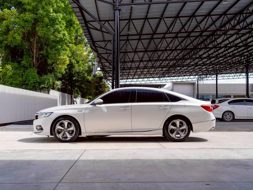 Honda Accord 2.0Hybrid Tech ปี21 4