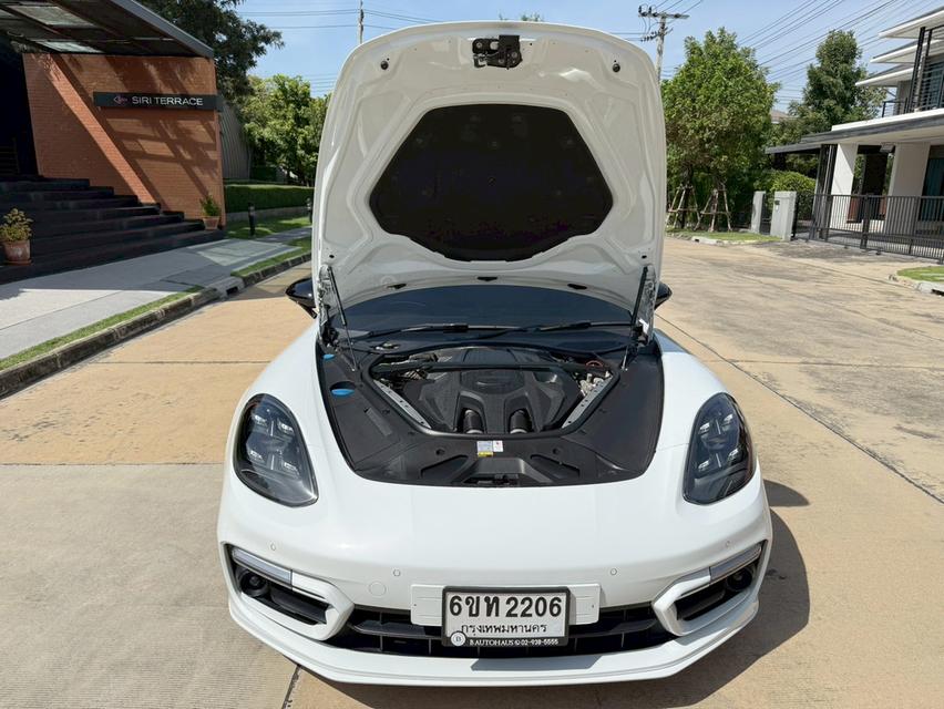 PORSCHE PANAMERA 2.9 4E-HYBRID SPORT TURISMO 2022สีเดิมๆทั้งคัน ไม่เคยชน