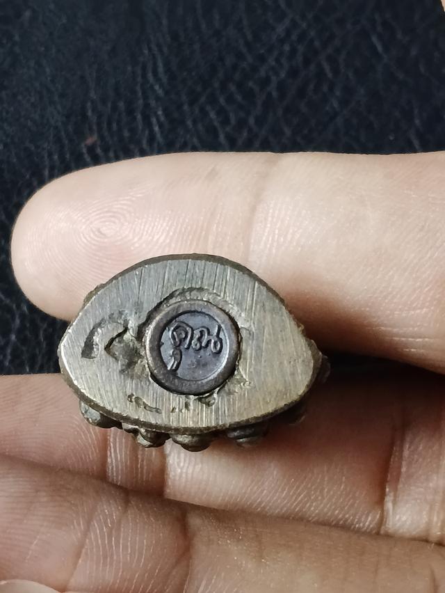 พระกริ่งหลวงพ่อคูณ รุ่นทิ้งทวน 6