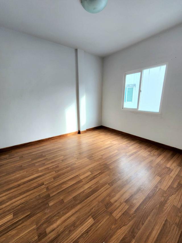 ทาวน์โฮมวัชรพล หมู่บ้าน The Ricco Town วัชรพล ถนนร่วมมิตรพัฒนา รามอินทรา บางเขน 8