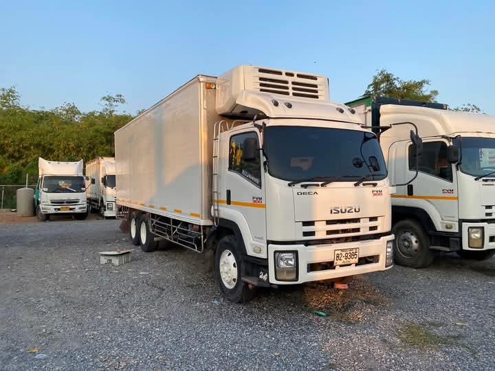 ขายรถ 10 ล้อ ตู้เย็น Isuzu fvm300 3