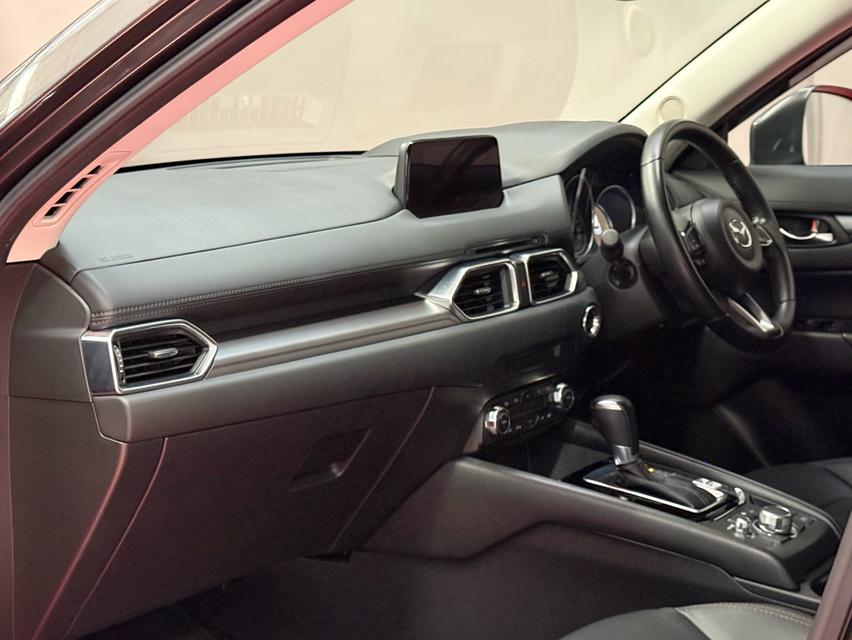 2019 MAZDA CX5 2.0 รถมือเดียวออกป้ายแดง รถวิ่งน้อย เข้าศูนย์ตรงระยะ รถไม่เคยมีอุบัติเหตุครับ 11