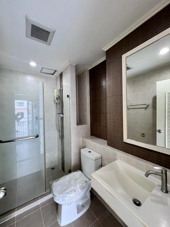 ด่วน! ราคาดีที่สุดในตึก Ivy River ชั้นสูง ขนาด 30 ตร.ม.เพียง 1.55 ลบ. ติดต่อ โทร 082-641-4199 7