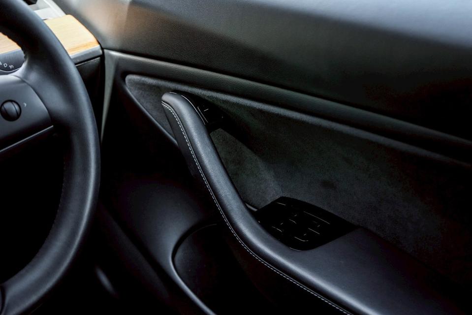 Model Y 2023 Long Range ไมล์ 69,000 km. 15