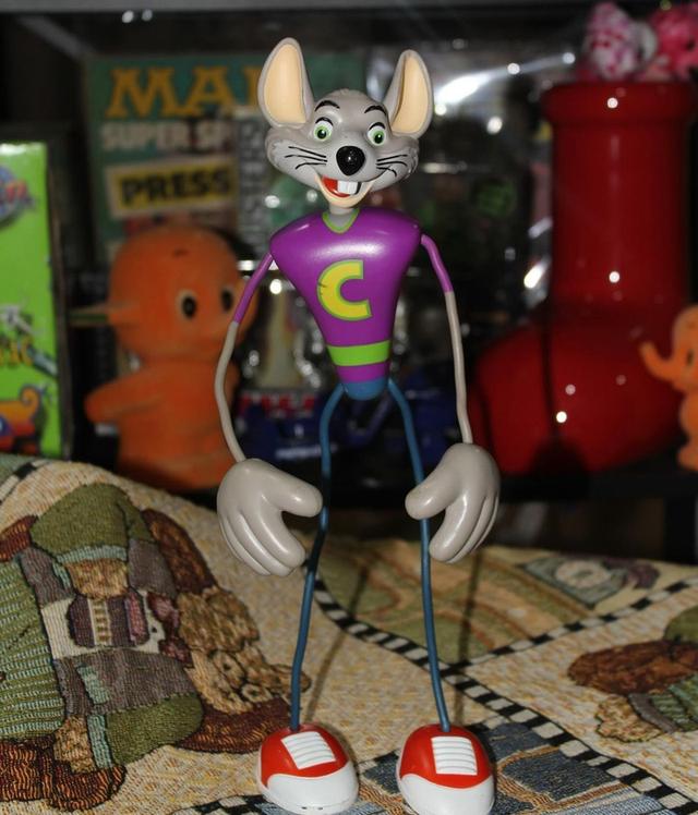 โมเดลฟิกเกอร์ Chuck E Cheese 