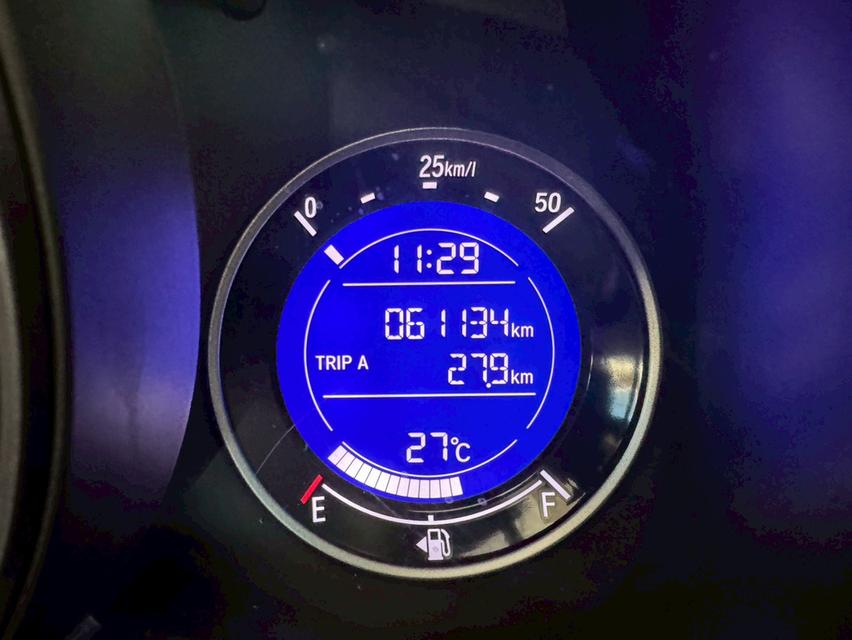 รถบ้าน สภาพดี Honda Jazz 1.5RS มีวารันตีเครื่องยนต์ รูปที่ 13