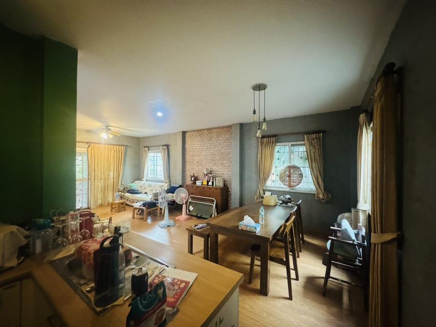 บ้านแฝด 2 ชั้น สไตล์บ้านเดี่ยว ผนังไม่ติดใคร หมู่บ้านพร้อมพัฒน์1  จองตอนนี้ ลดพิเศษ 200,000 บาท 6