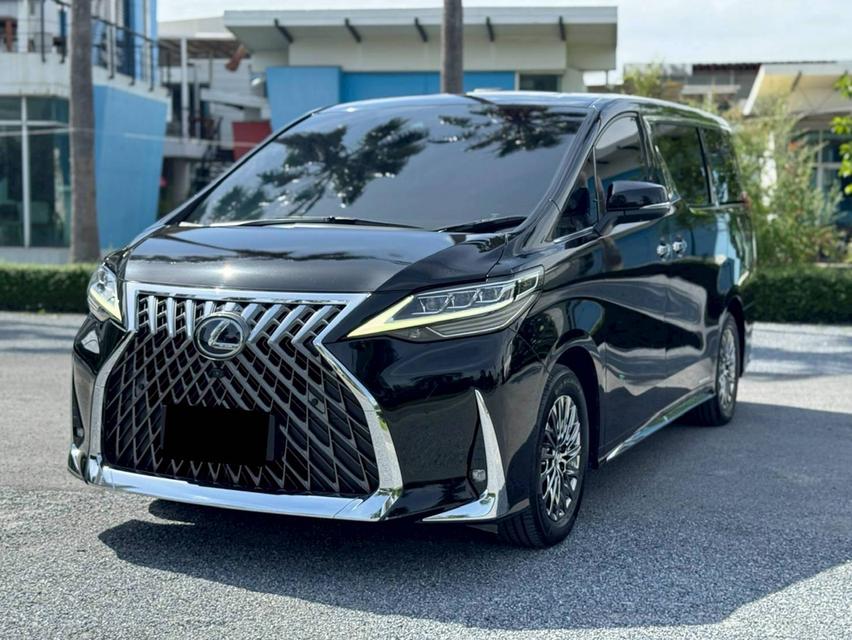 Lexus LM300h (Executive 4 Seats) 2020 รถสวยใช้น้อย ใหม่มากๆ #ถูกกว่าป้ายแดงตั้งครึ่งเลย