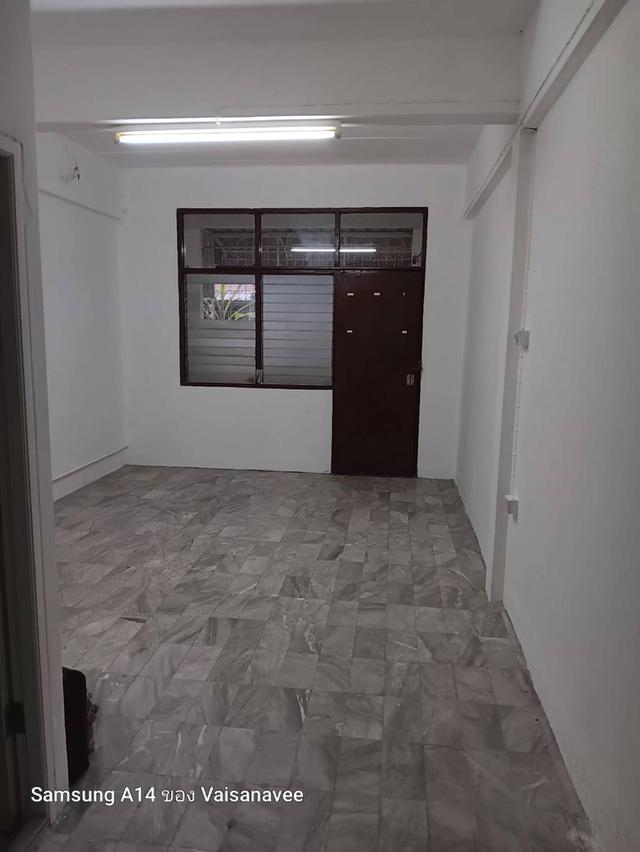 คอนโดห้องชุด พิงอัมพรคอนโด ประชานิเวศน์ 3 1