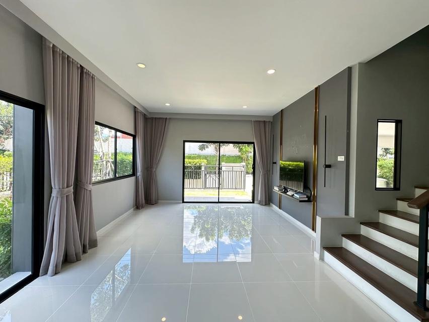 บ้านเดี่ยวแปลงมุม ใกล้คลับเฮาส์ 𝗕𝗥𝗜𝗧𝗔𝗡𝗜𝗔 ราชพฤกษ์ - นครอินทร์  2