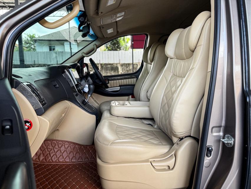 รหัสรถ WRT9921 2014 HYUNDAI GRAND STAREX, 2.5 VIP รูปที่ 9