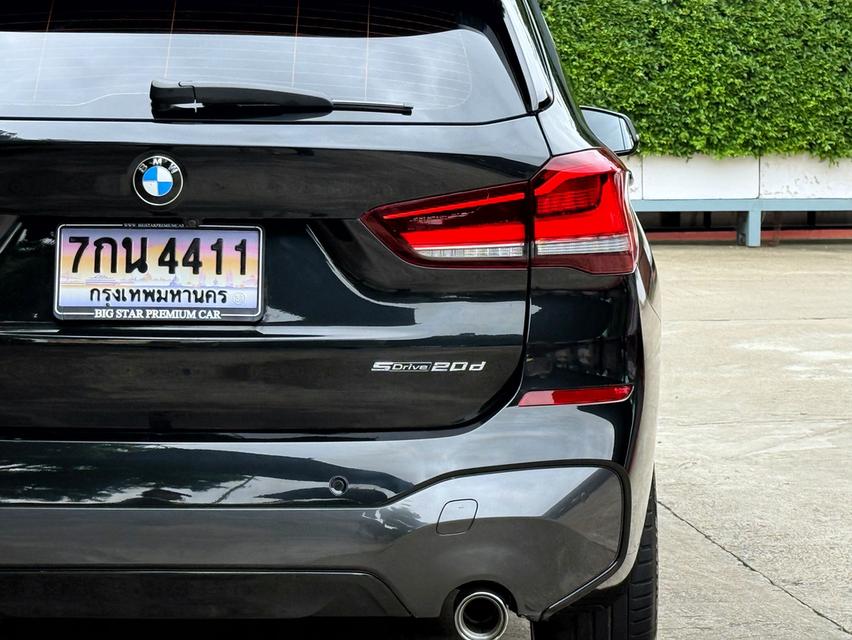 2021 BMW X1 20D MSPORT LCI รถมือเดียวออกป้ายแดง รถวิ่งน้อย เข้าศูนย์ทุกระยะ รถยังมีวารันตีศูนย์เหลืออีกนานครับ 9