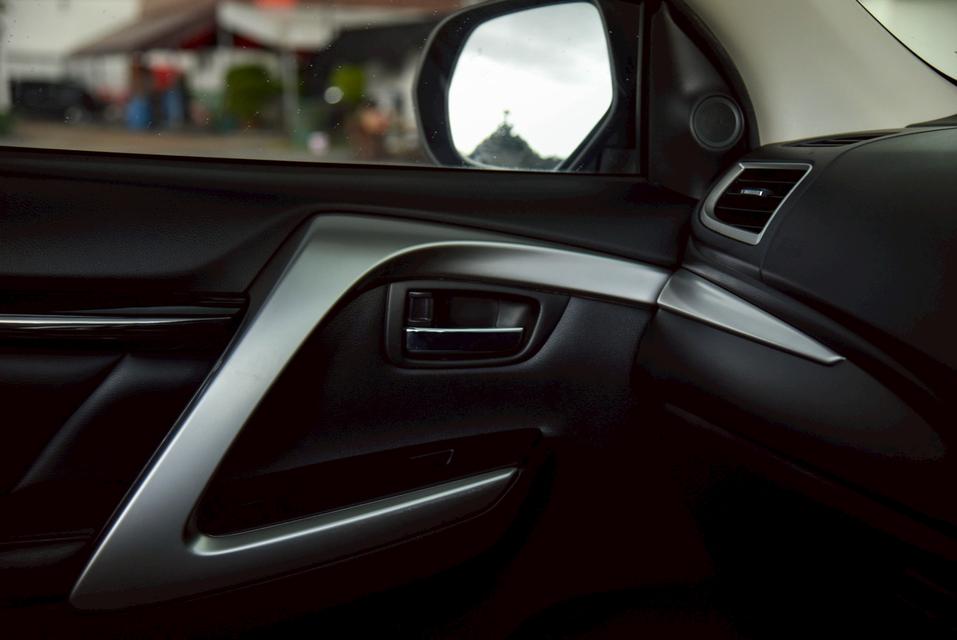 รหัสรถ CBL3327 MITSUBISHI PAJERO SPORT 2.4 GT 2WD AT 2018 19
