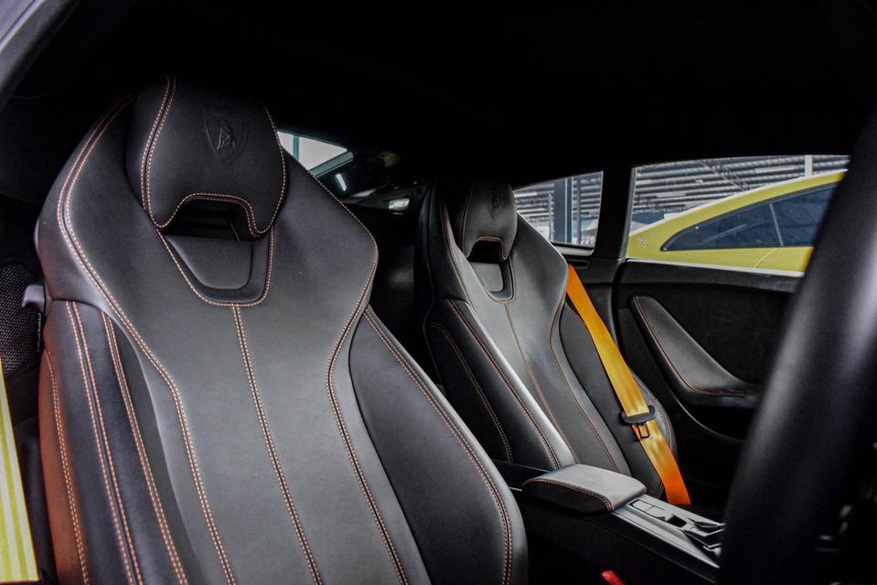 Huracán EVO 7