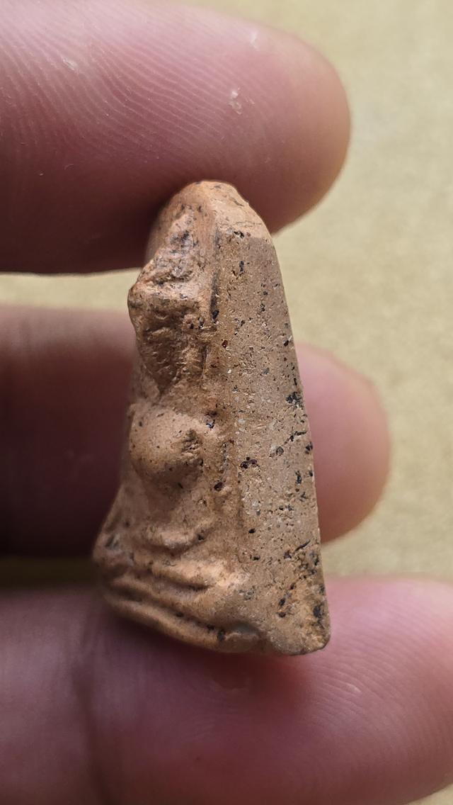 พระผงสุพรรณพิมพ์หน้าแก่ 3