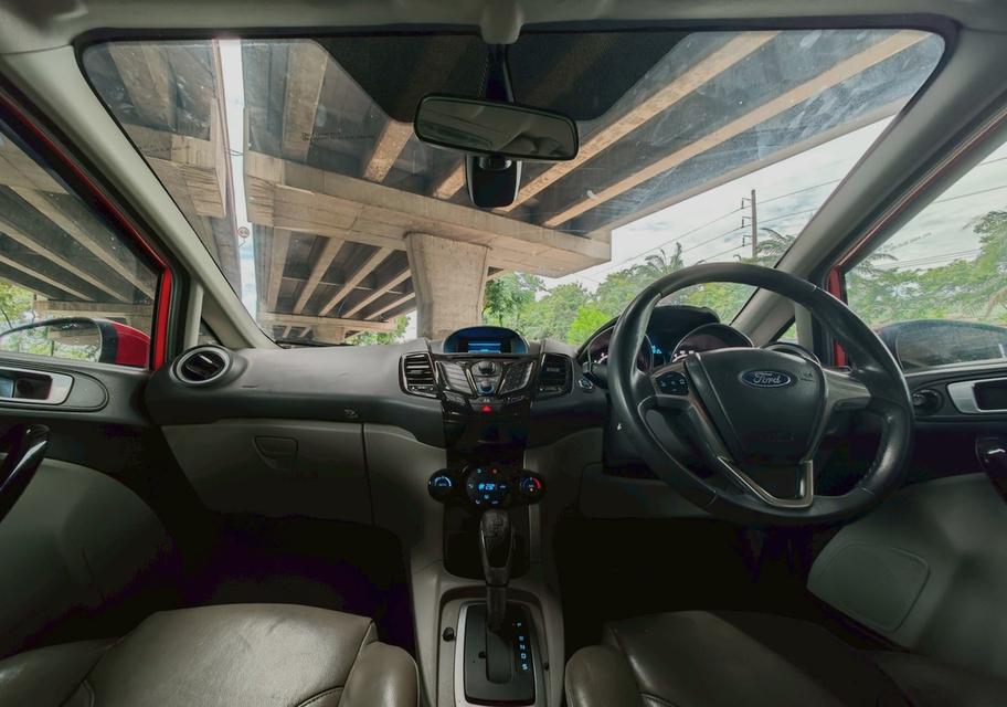 Ford FIESTA 1.0 EcoBoost Titanium ปี 2015